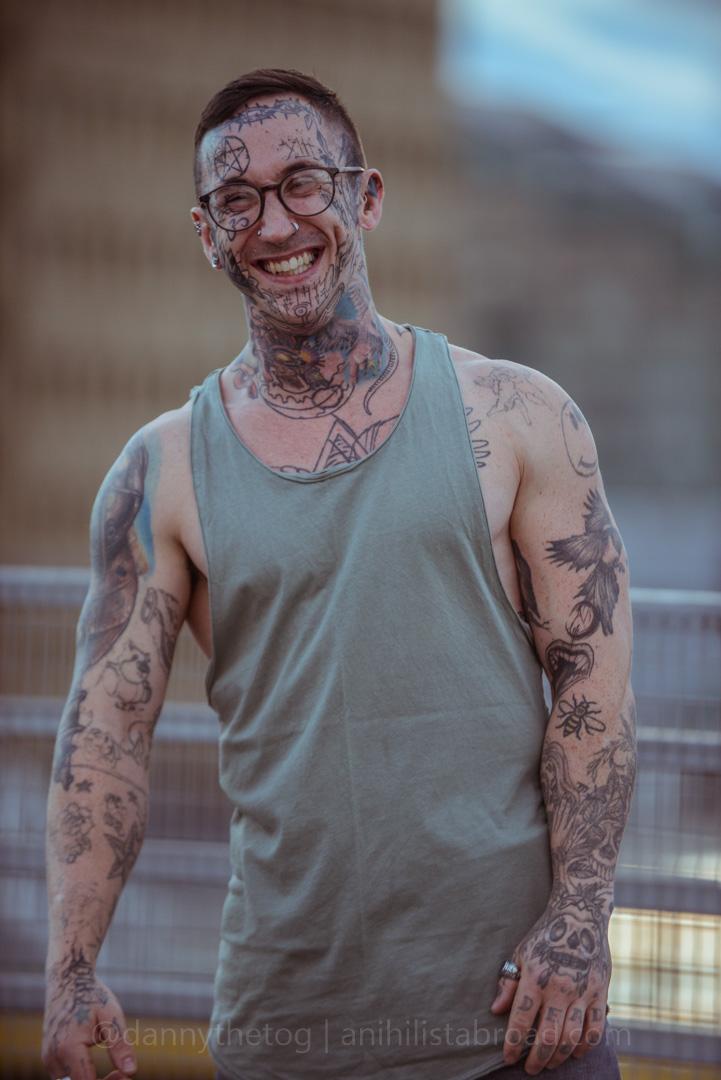 Positive Vibes Elliot Quest