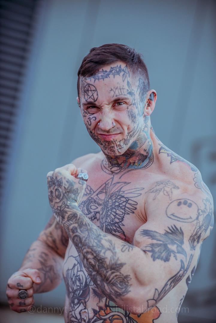 Positive Vibes Elliot Quest